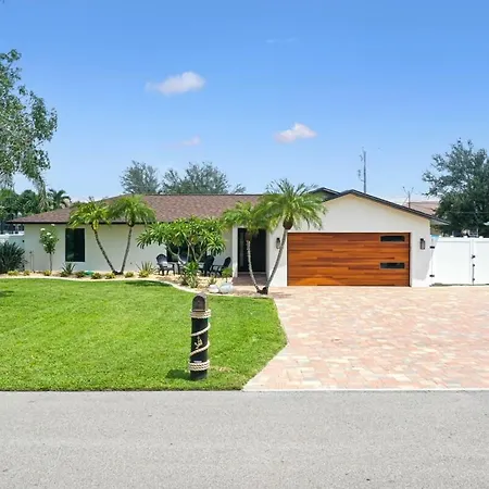 Charming Luxury Heated Pool Home Cape Coral Exterior photo