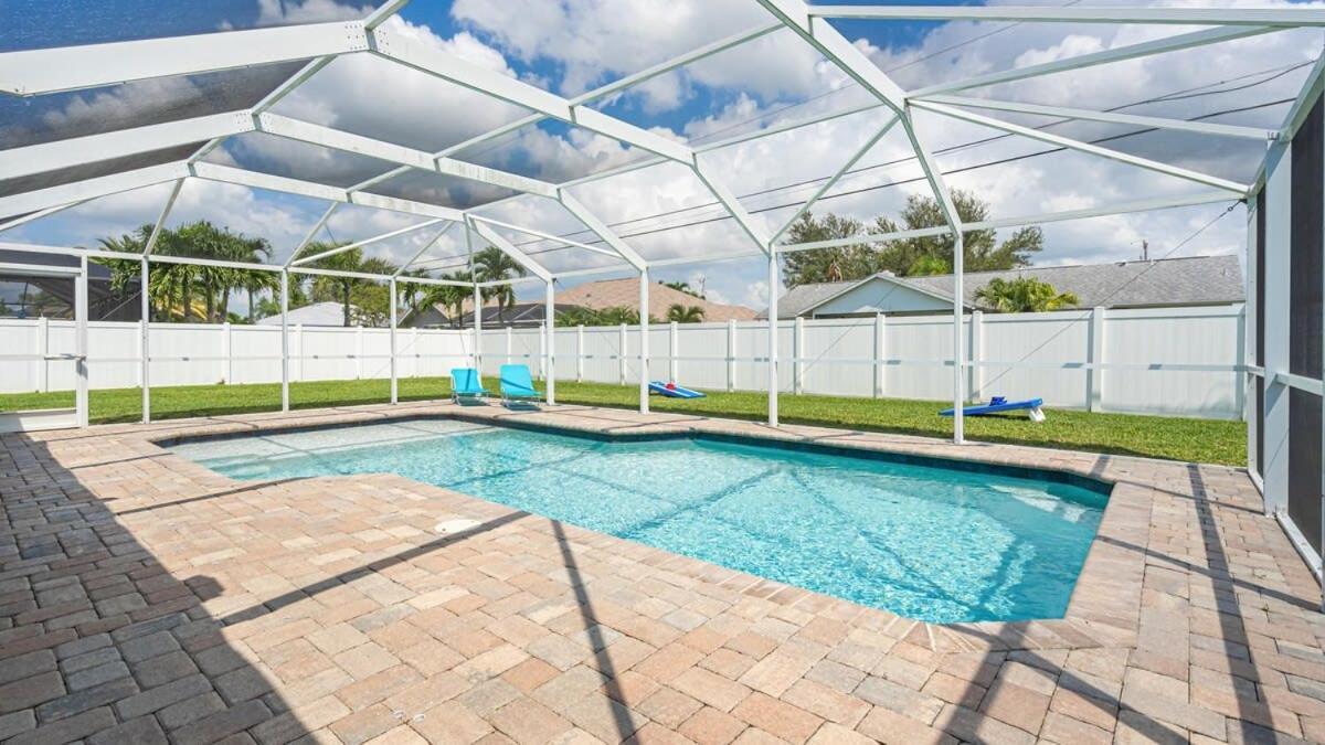 Charming Luxury Heated Pool Holiday home Cape Coral