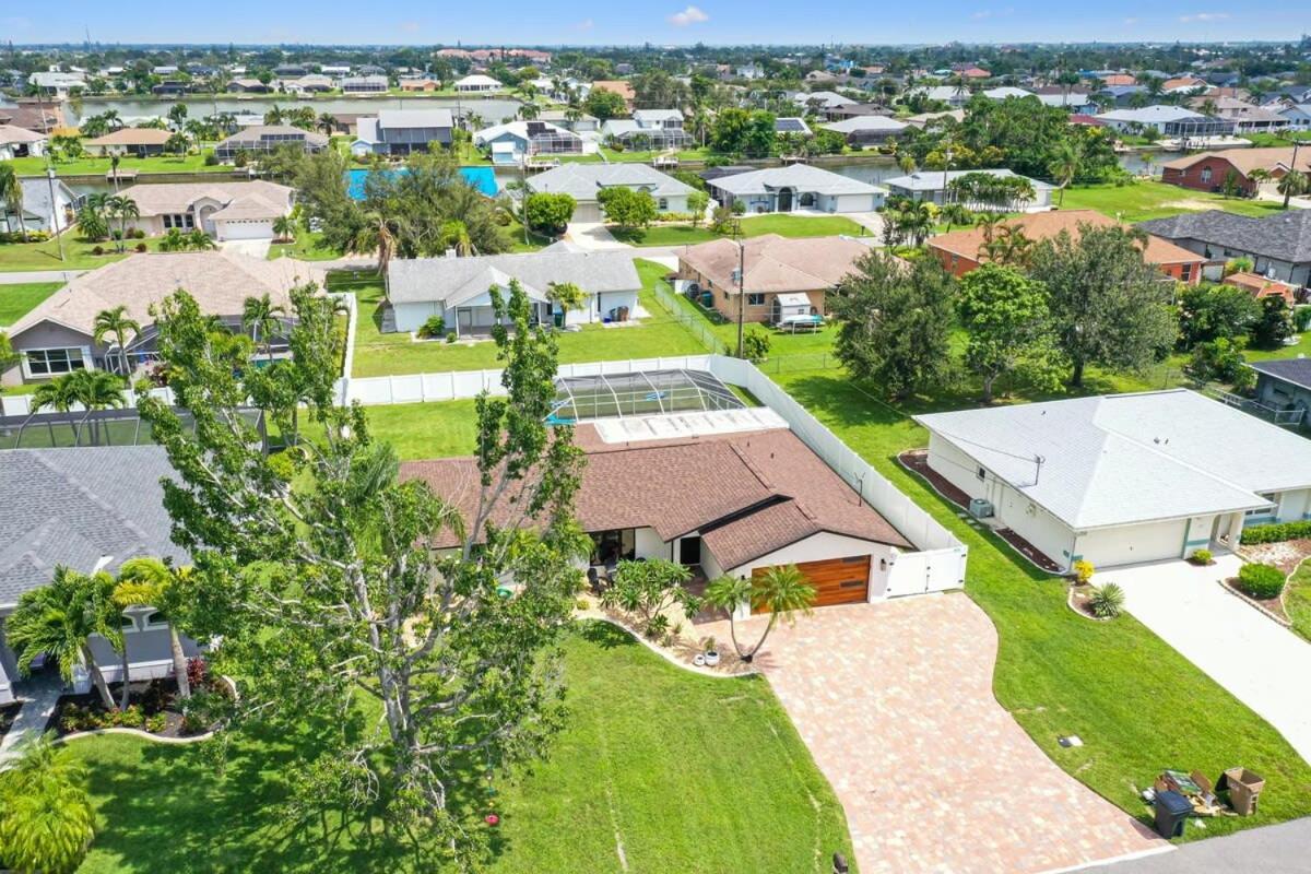 Holiday home Charming Luxury Heated Pool Cape Coral