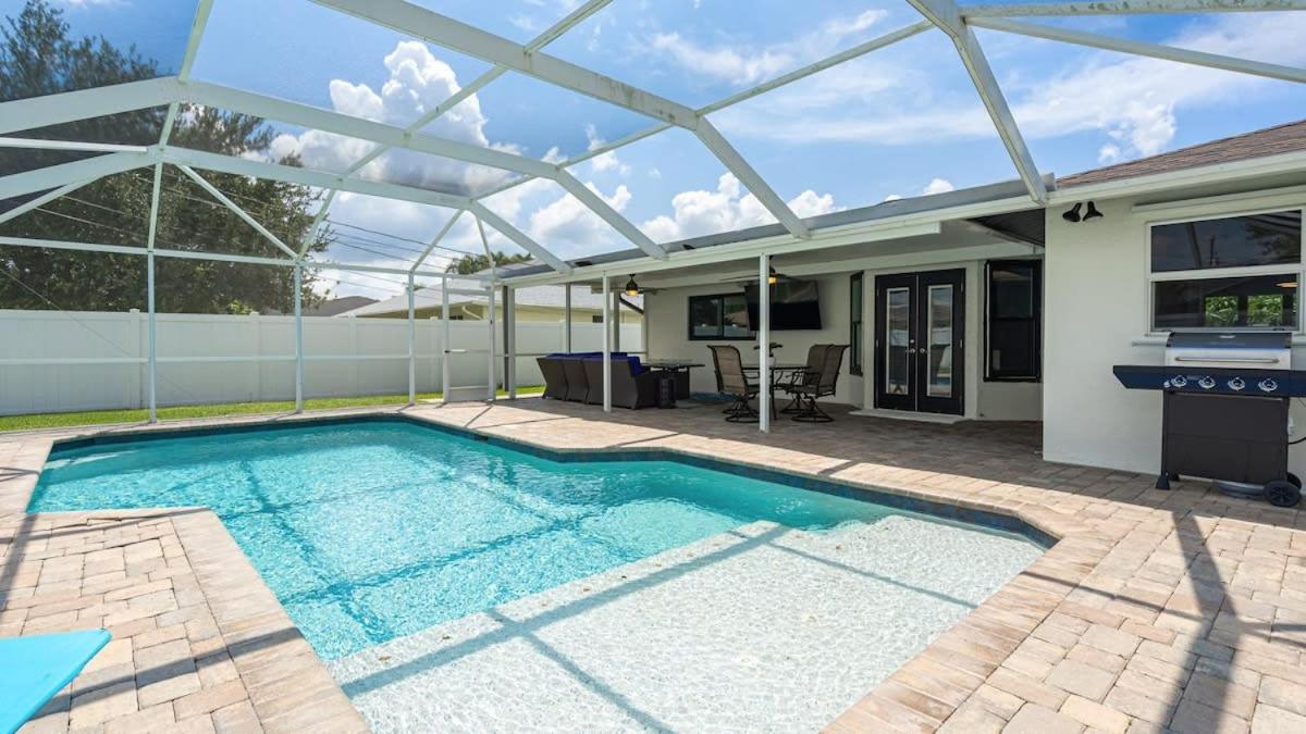Holiday home Charming Luxury Heated Pool *
