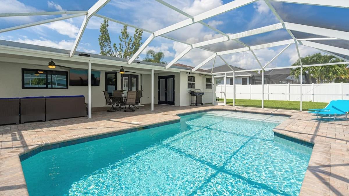 Charming Luxury Heated Pool Cape Coral